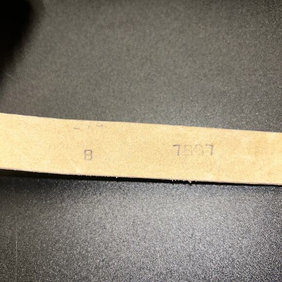 Women's Brown Faux Leather Textured Adjustable Belt Size 8 - Picture 9 of 9